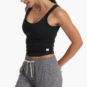 Vuori Halo Essential Tank